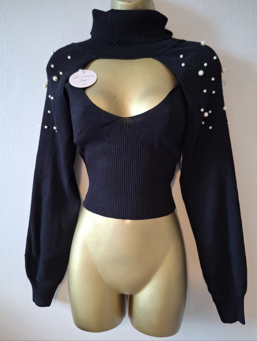 Pearl-Embellished Black Cutout Turtleneck Crop Top Set  Basic And Pearled Top